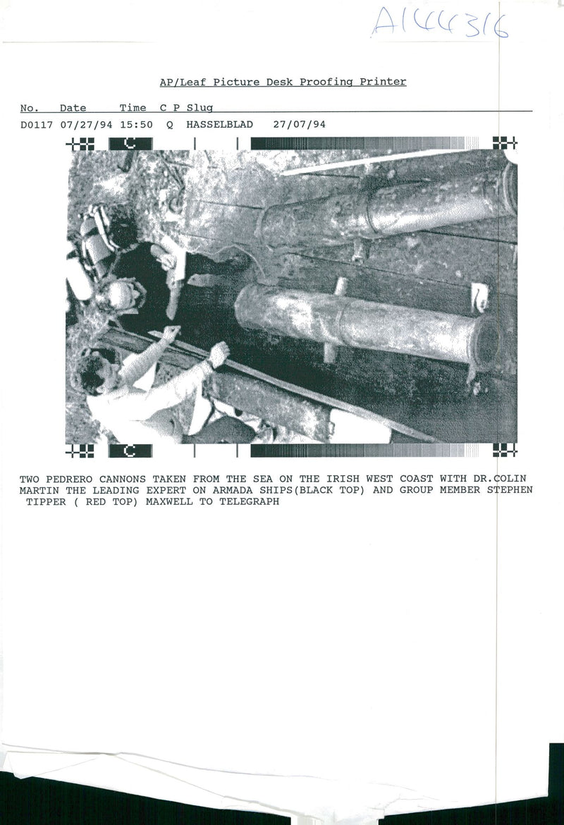 Ships: Wrecks: Dr. Colin Martin and Stephen Tipper. - Vintage Photograph