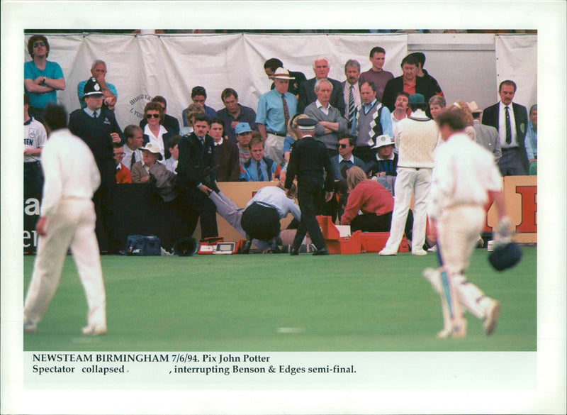 Cricket (1982) interrupting benson and edges semi final. - Vintage Photograph