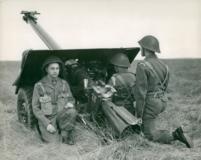 Anti-tank gun - Vintage Photograph