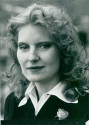 1987 HAS CAMERA HER BOOKS ERMA FIVE THEIR AMERIC KEYSTONE PUBLISHED PRESS WRITER - Vintage Photograph