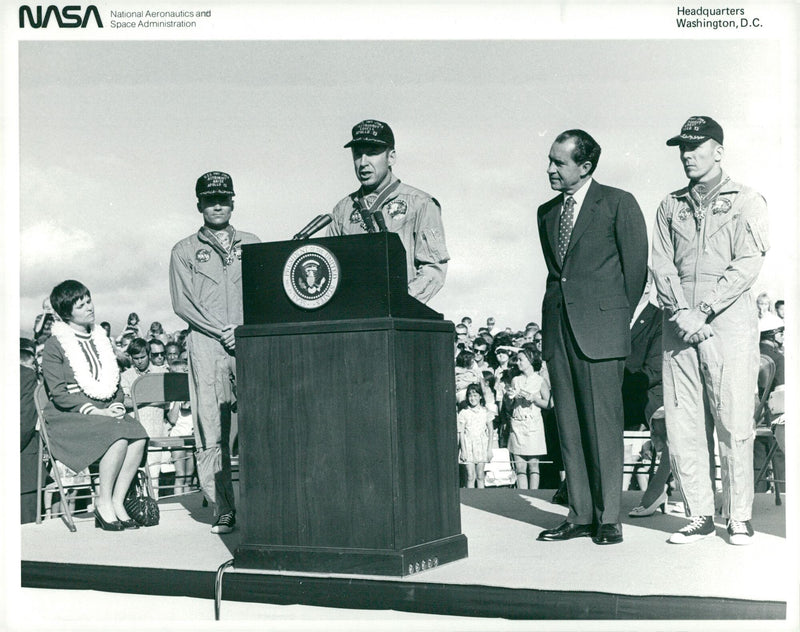 Apollo 13. - Vintage Photograph