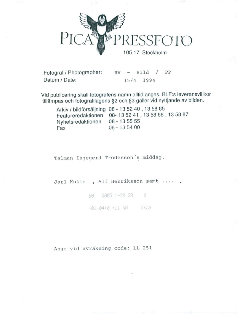 Swedish writer Alf Henriksson and Jarl Kulle at Speaker Ingegers Trodesson's dinner. - Vintage Photograph