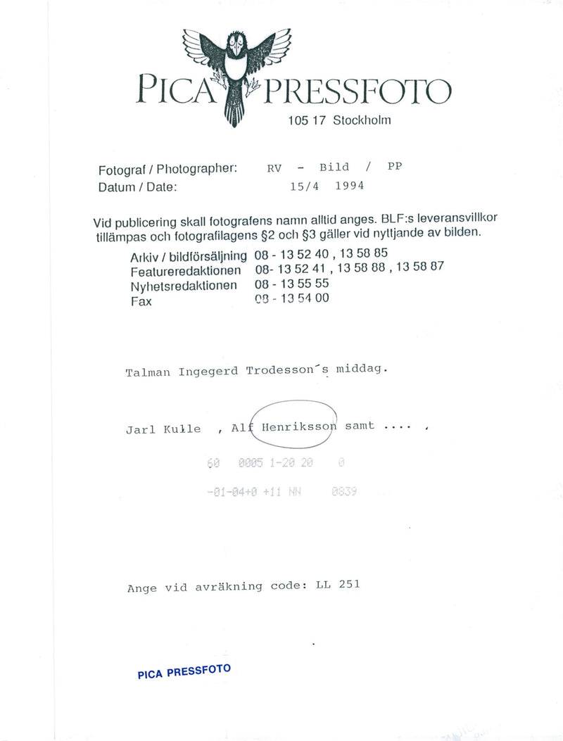 Swedish writer Alf Henriksson and Jarl Kulle at Speaker Ingegers Trodesson's dinner. - Vintage Photograph