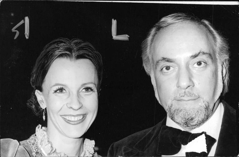 Claire Bloom Film actress with her husband. - Vintage Photograph