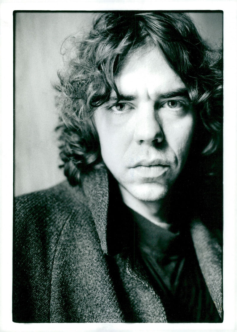 1999 ILIEHO ECONOMY SVD GUNNAR CARTOONIST POET - Vintage Photograph