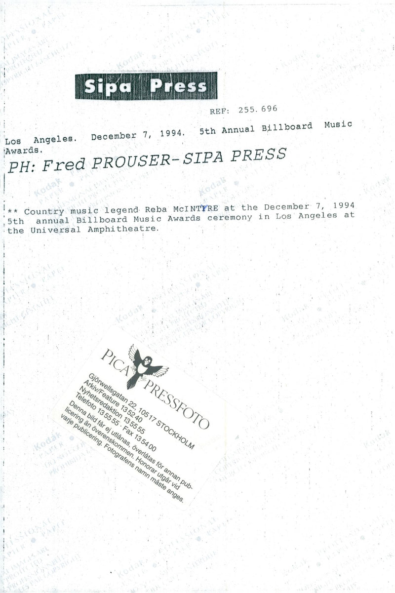 American singer and actress Reba McEntire at the "5th Annual Billboard Music Awards". - Vintage Photograph