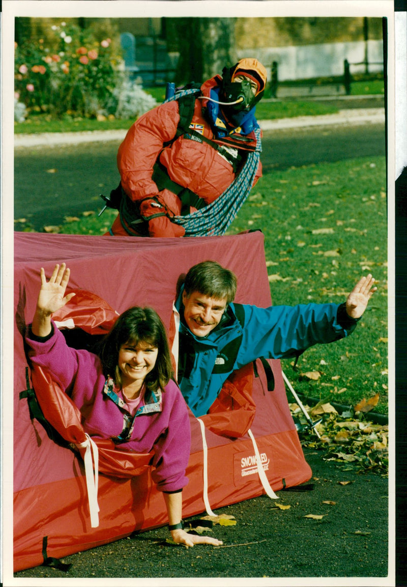 1993 Everest Expedition: Project Rock star. - Vintage Photograph