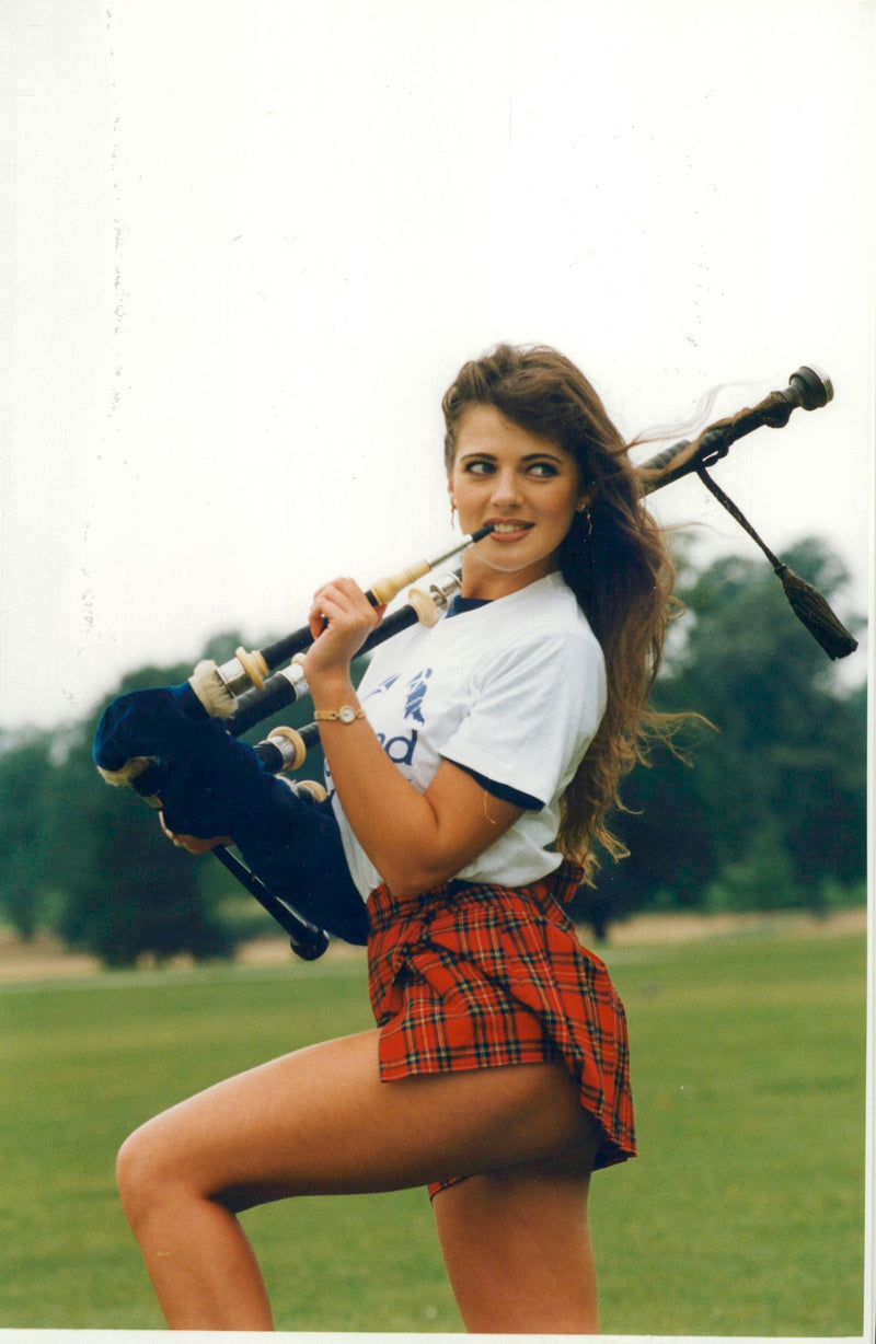 musical instruments bag pipes: scotlands comes to london. - Vintage Photograph
