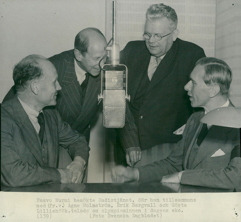 DAGBLADETS BESOKTE FREE CENI GOSTA HOLMSTROM PAAVO MEMORIES DAIBADET AND - Vintage Photograph