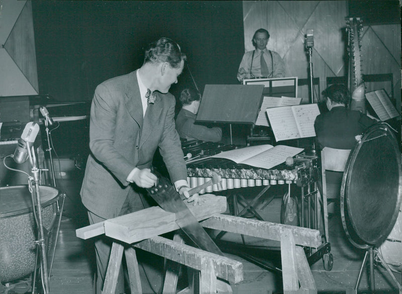 Anders SoldÃ©n looked after notes, in musical radio programs. - Vintage Photograph