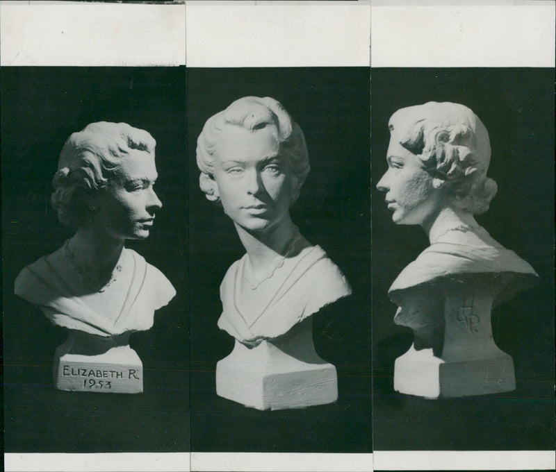 Elizabeth II sculpture souvenir. - Vintage Photograph