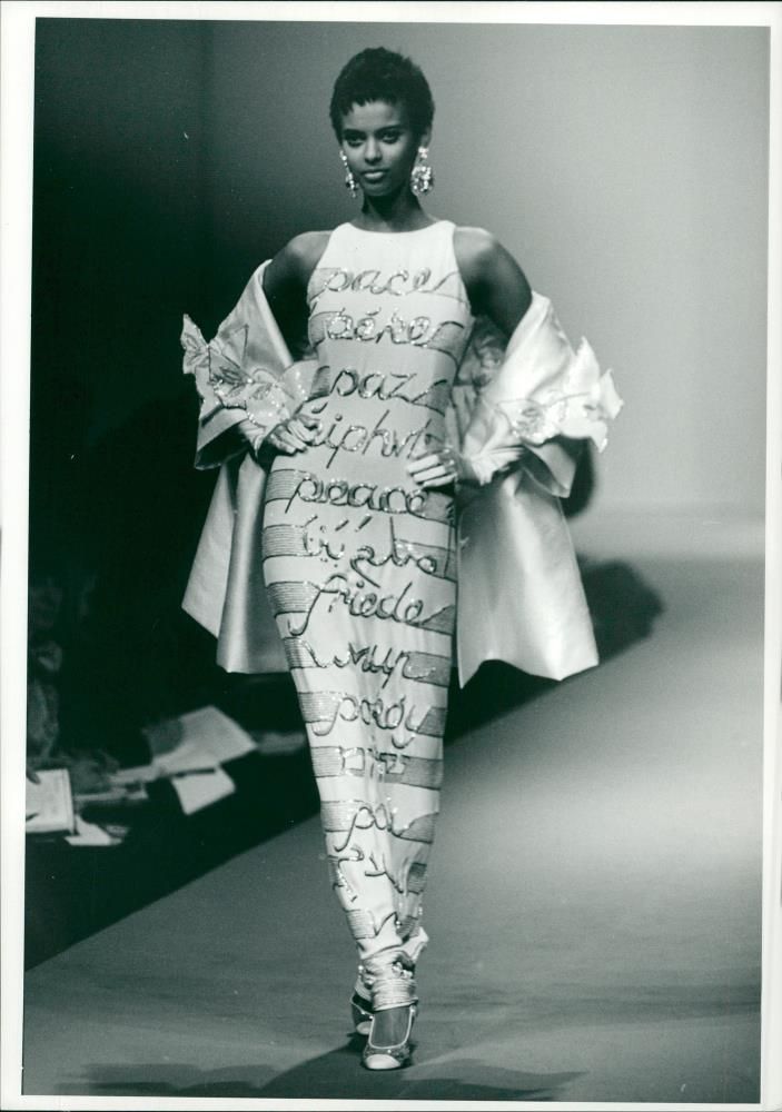 Model Fashion 1991. - Vintage Photograph
