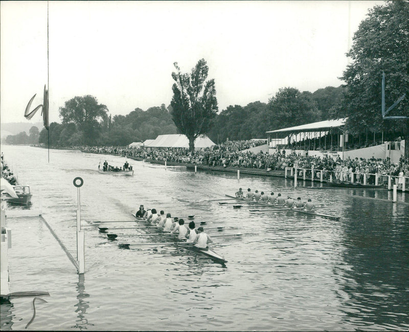 Henley Royal Regatta:Emanuel win. - Vintage Photograph