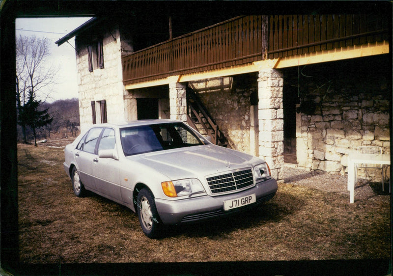 Mercedes-Benz sel 600 - Vintage Photograph