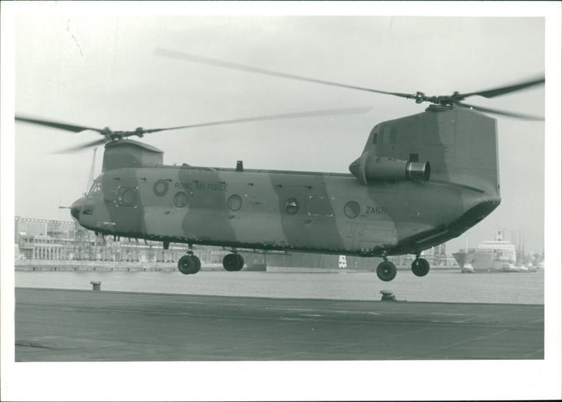 Aircraft Helicopters British Airways. - Vintage Photograph