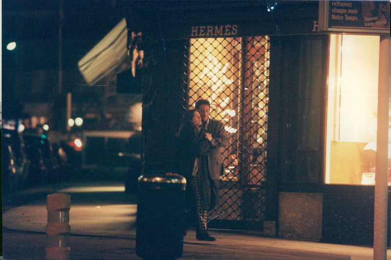 Vincent Lindon on the avenue Geoge V with a girlfriend - Vintage Photograph