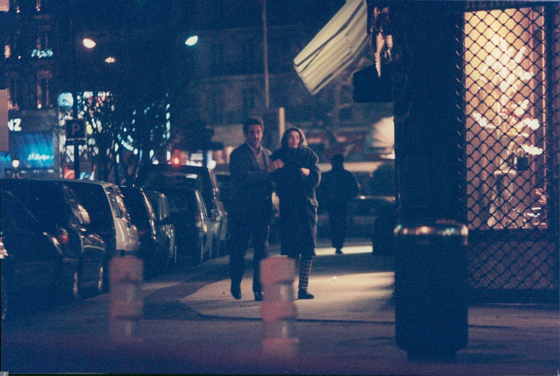 Vincent Lindon on the avenue Geoge V with a girlfriend - Vintage Photograph