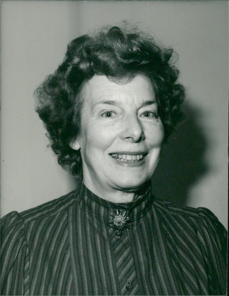 Mrs Betty Beaty, wife of Arthur David Beaty - Vintage Photograph