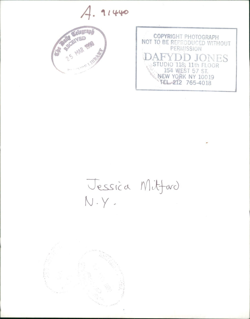 Jessica Mitford. - Vintage Photograph