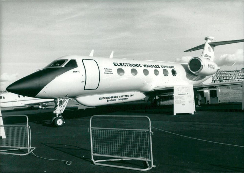 Aircraft: Gulfstream IV. - Vintage Photograph