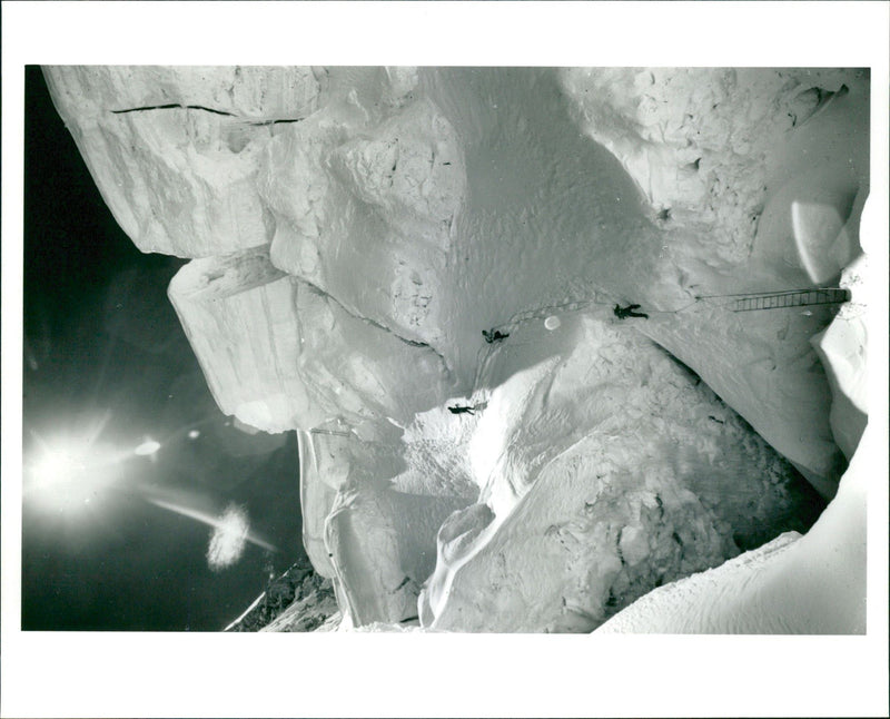 Everest expidation 1968. - Vintage Photograph