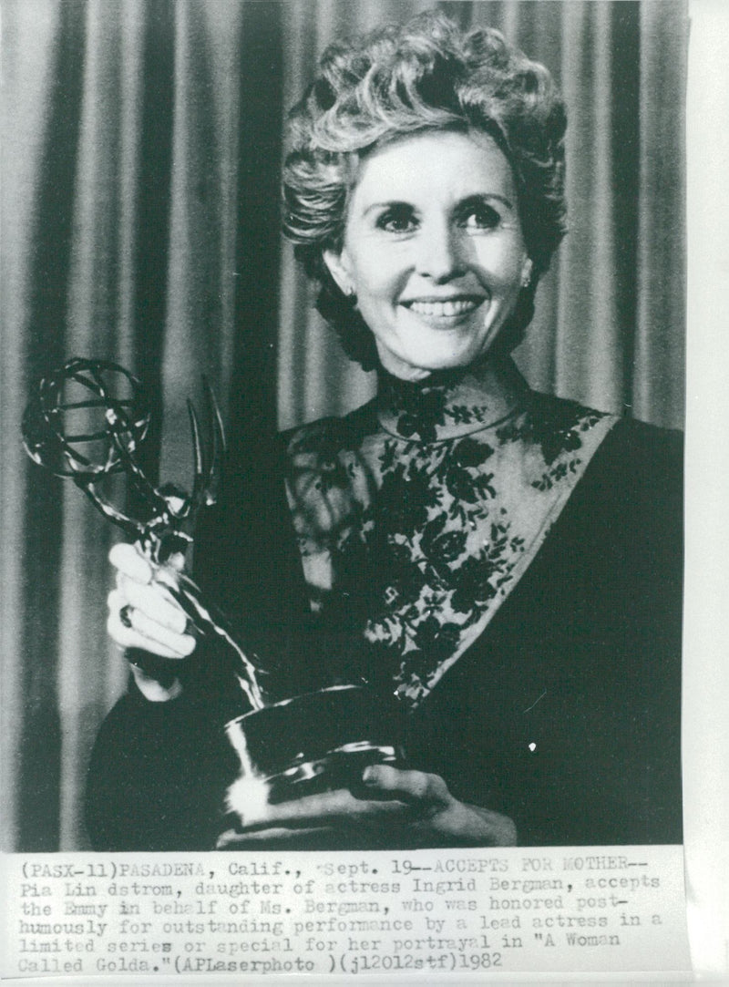 Pia Lindstrom, daughter of Ingrid Bergman - Vintage Photograph