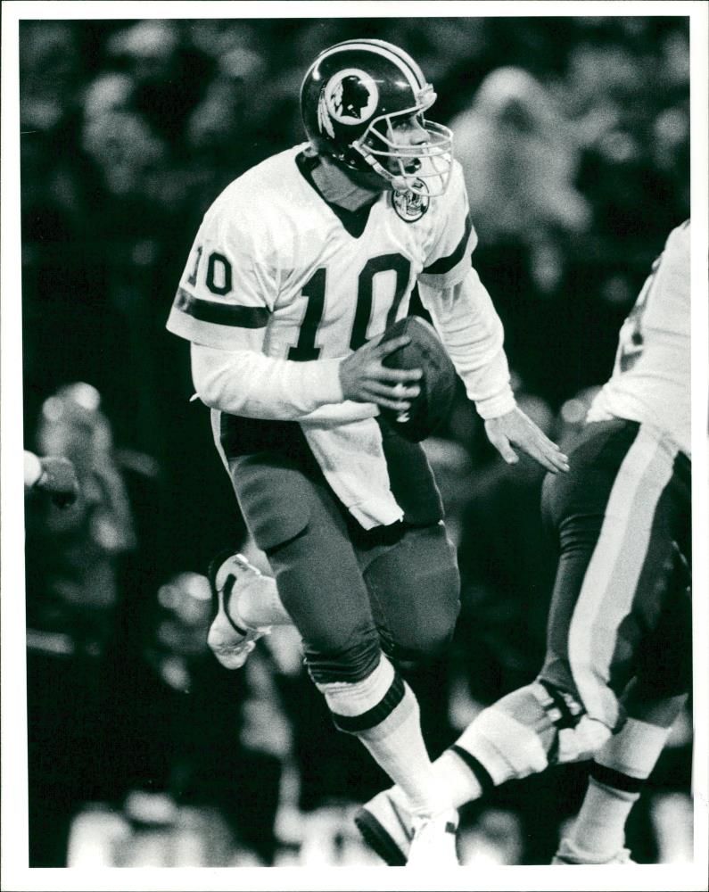 Jay Schroeder American football player: - Vintage Photograph