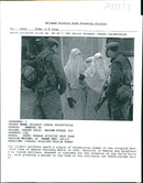 West Bank (Hebron):Two Israeli soldier checks a couple of Palestinian  women. - Vintage Photograph