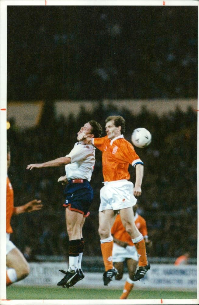 Paul Gascoigne gets the elbow from Jan Wouters. - Vintage Photograph