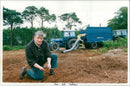 RSPB warden Bryan pickess at their nature reserve near poole harbour. - Vintage Photograph
