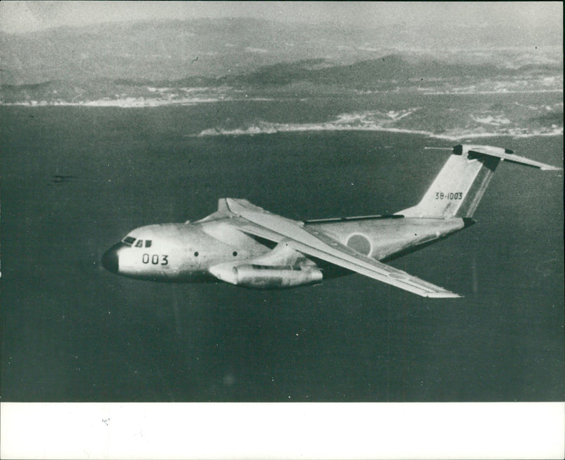 Aircraft kawasaki C-1:the first c1 medium range. - Vintage Photograph