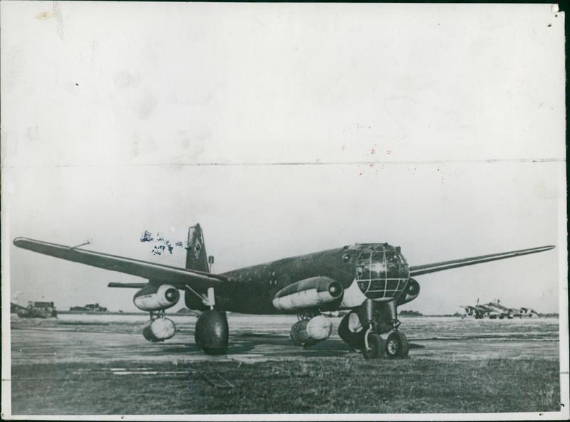 Aircraft: Z87. - Vintage Photograph