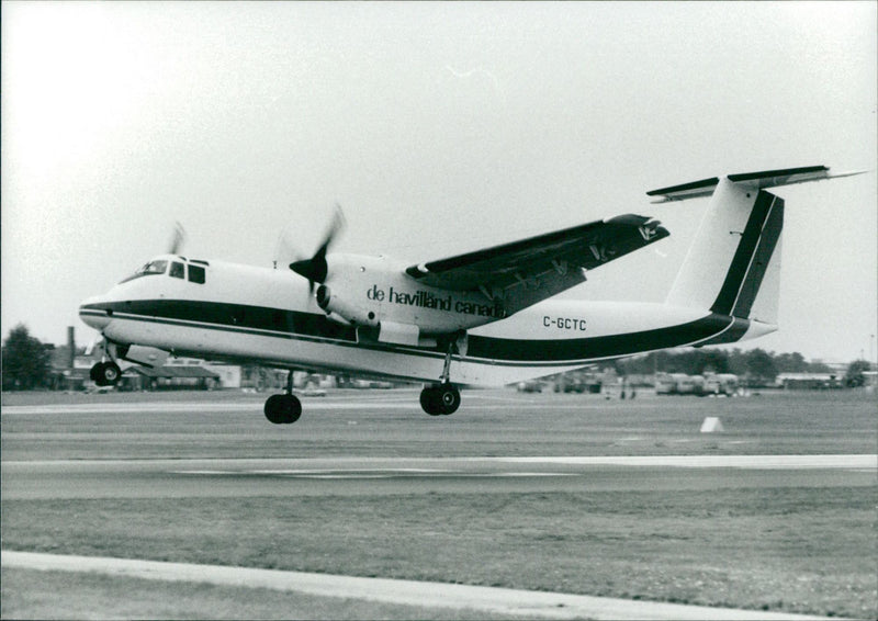 Aircraft: DHC-5D Buffalo. - Vintage Photograph