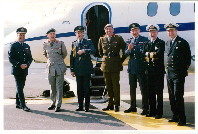 Peter de la Billière is with Patrick Hine,Gen sir,Michael wilkes and sir john. - Vintage Photograph
