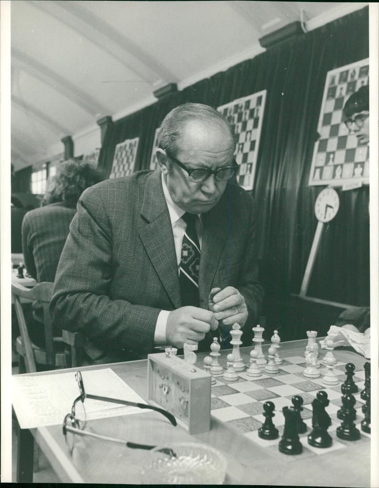 LÃ¡szlÃ³ SzabÃ³. - Vintage Photograph