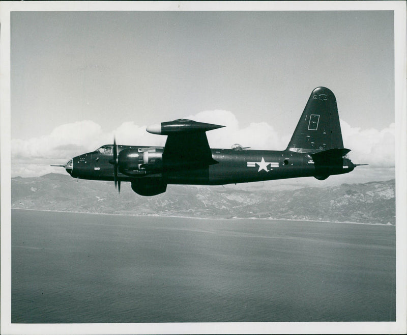 Aircraft: Lockheed P2-S - Vintage Photograph