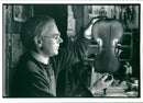 Musical instruments violine:leo byrne violinist turned violin maker - Vintage Photograph