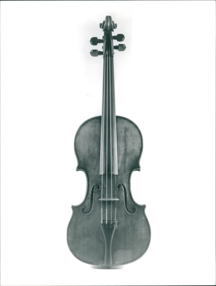 Musical instruments violine:the mendelssohn - Vintage Photograph