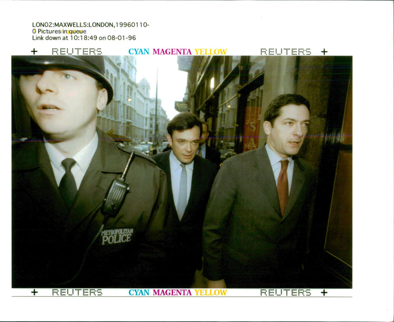 Maxwell kevin and ian during trial maxwell murder. - Vintage Photograph