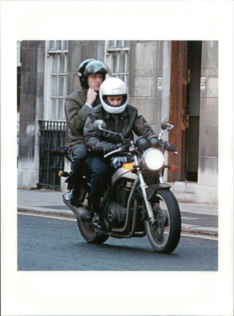 Maxwell kevin and ian during trial maxwell murder. - Vintage Photograph