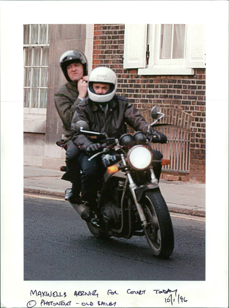 Maxwell kevin and ian during trial maxwell murder. - Vintage Photograph