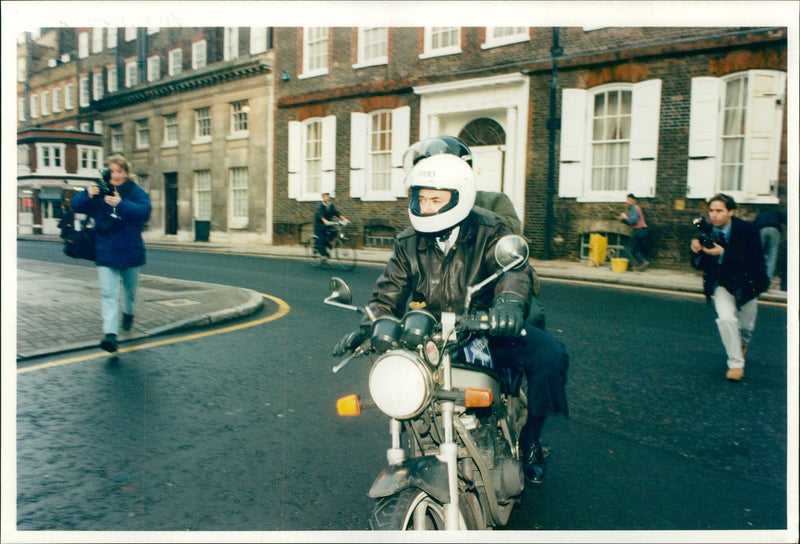 Maxwell kevin and ian during trial maxwell murder. - Vintage Photograph