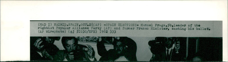 Toshiba:The spain election manuel fraga leader of the finest popular alliance party. - Vintage Photograph