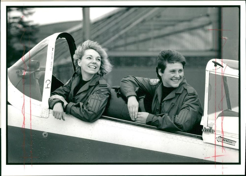 Officer cadet:Jaqui Chaphan and christine martin. - Vintage Photograph