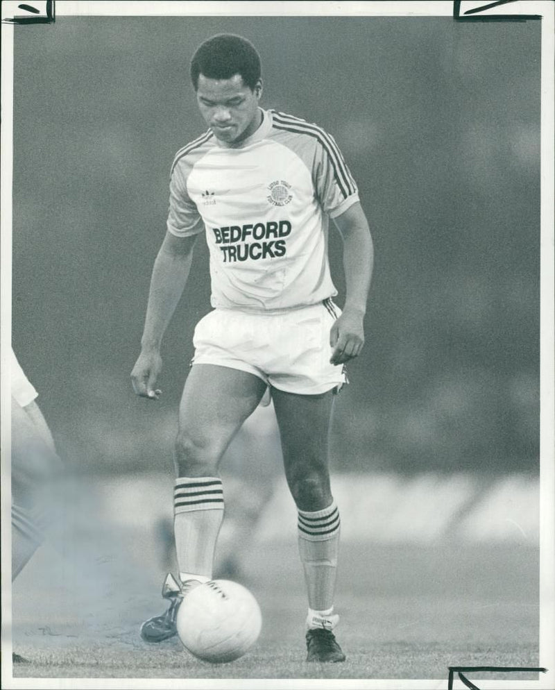 Brian Stein Footballer. - Vintage Photograph