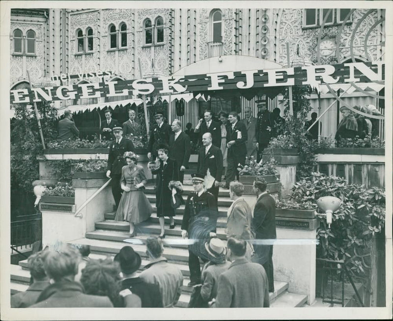 The british exhibition in openhage with the duke and the duchess. - Vintage Photograph