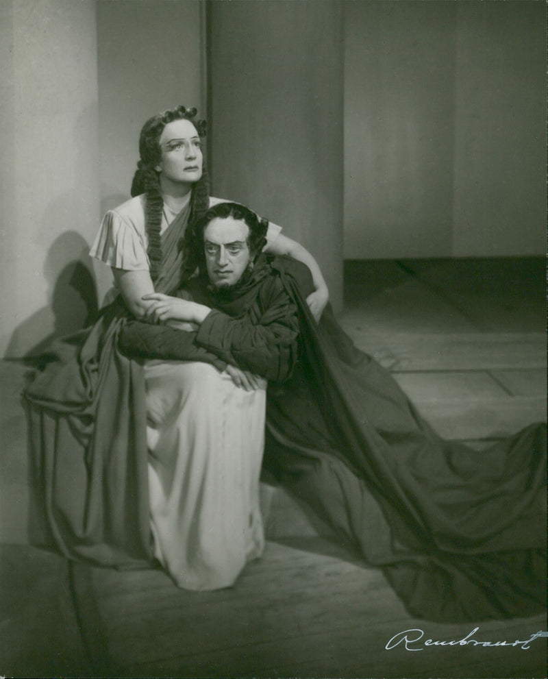 Runar Schauman and Gerda Ryselin in King Oidipus on the Drama - Vintage Photograph