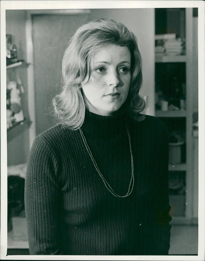 Murdered And Missing Persons 1973:Valerie Deen. - Vintage Photograph