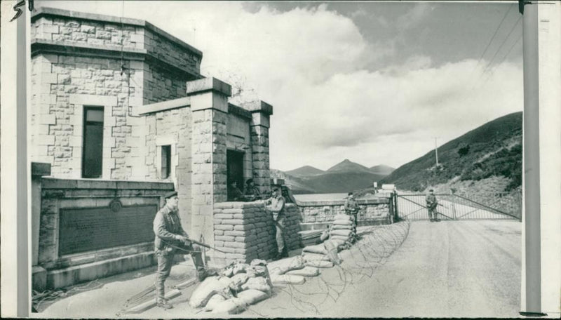Men of the 1st Bn Light Infantry Regt guarding the Silent valley. - Vintage Photograph