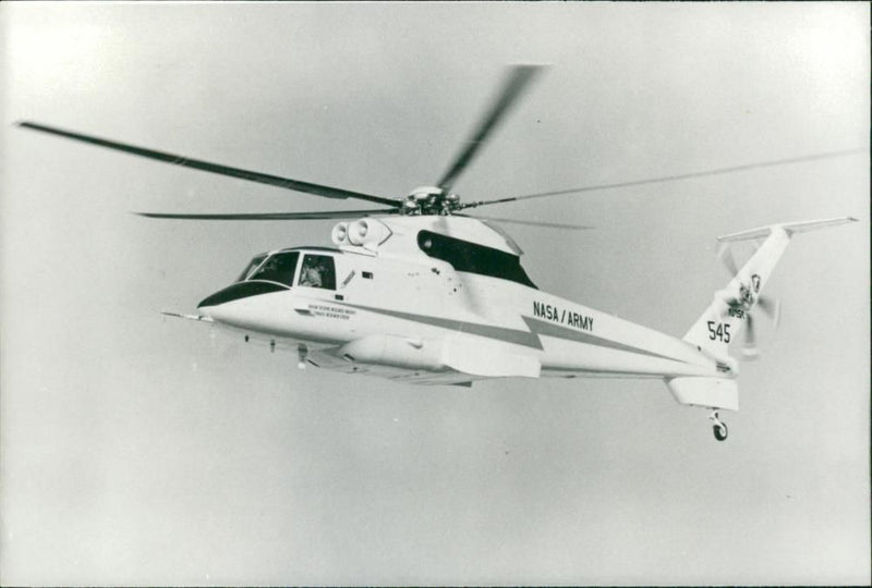 Sikorsky helicopter aircraft: sikorsky helicopter. - Vintage Photograph